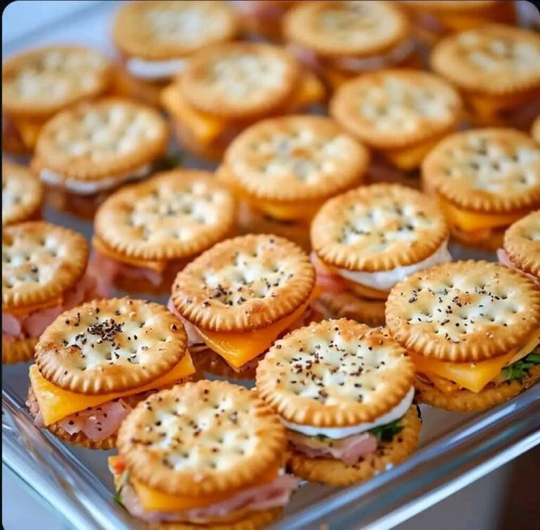 Mini Cracker Sandwich Bites