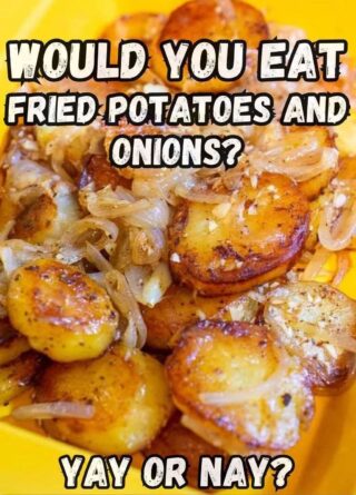 Fried potatoes with onions