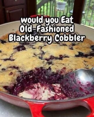 OLD FASHIONED BLACKBERRY COBBLER